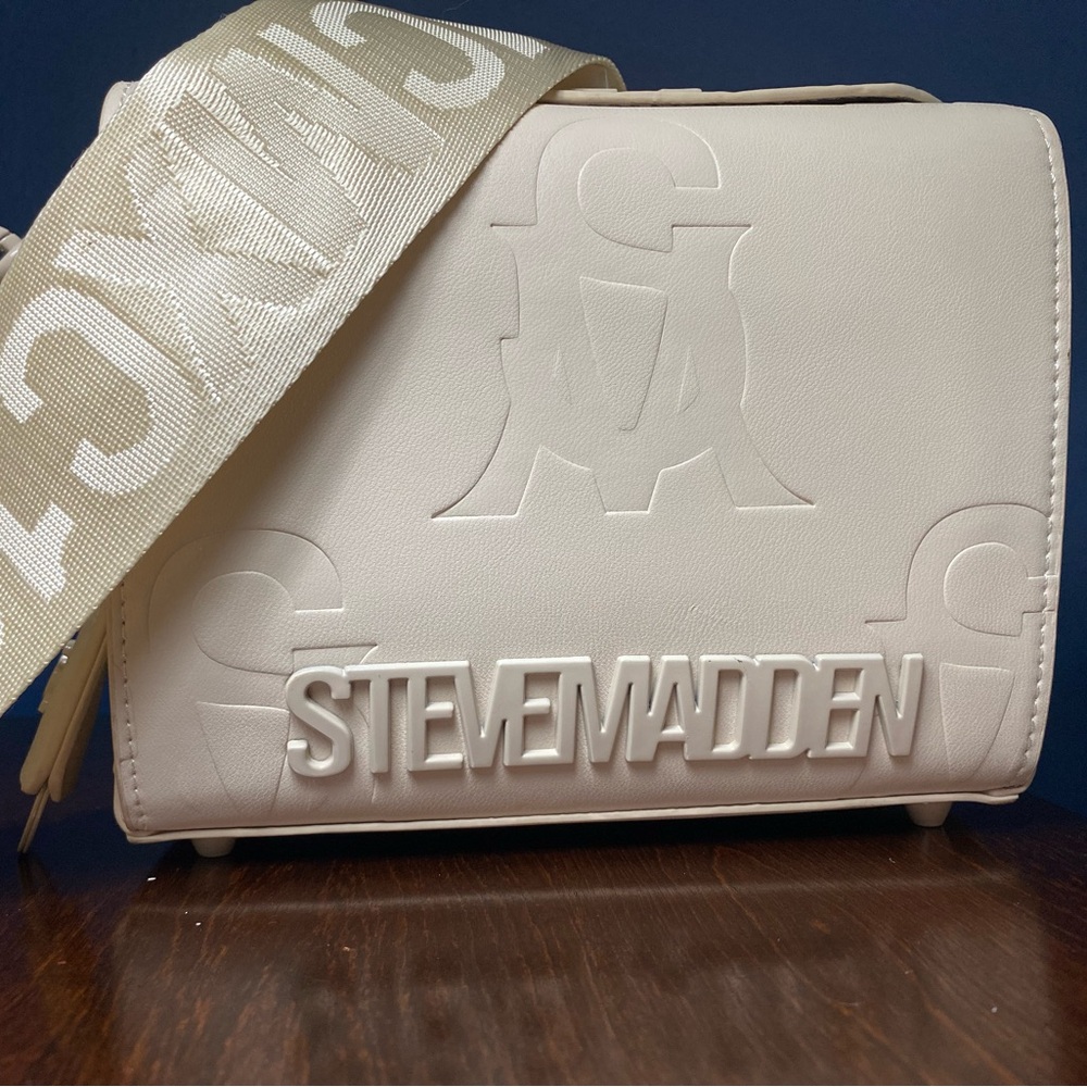 Steve Madden White Crossbody Bag